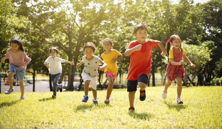children-running.png