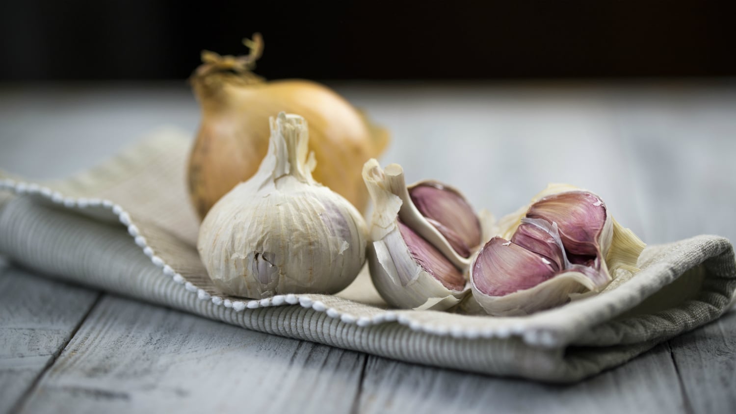 Garlic and onion oils may help combat obesity and improve lipid profiles: Chinese study