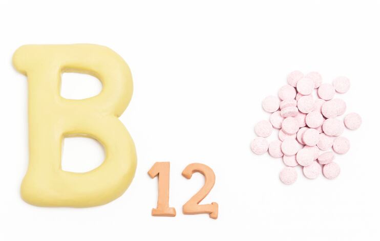 A picture showing vitamin B12 supplement pills.