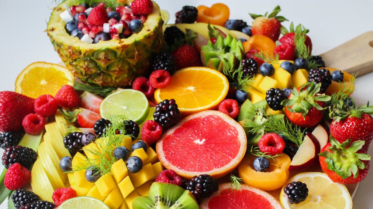 Balanced diet versus superfood fads: Aussie herbalist calls for common sense approach