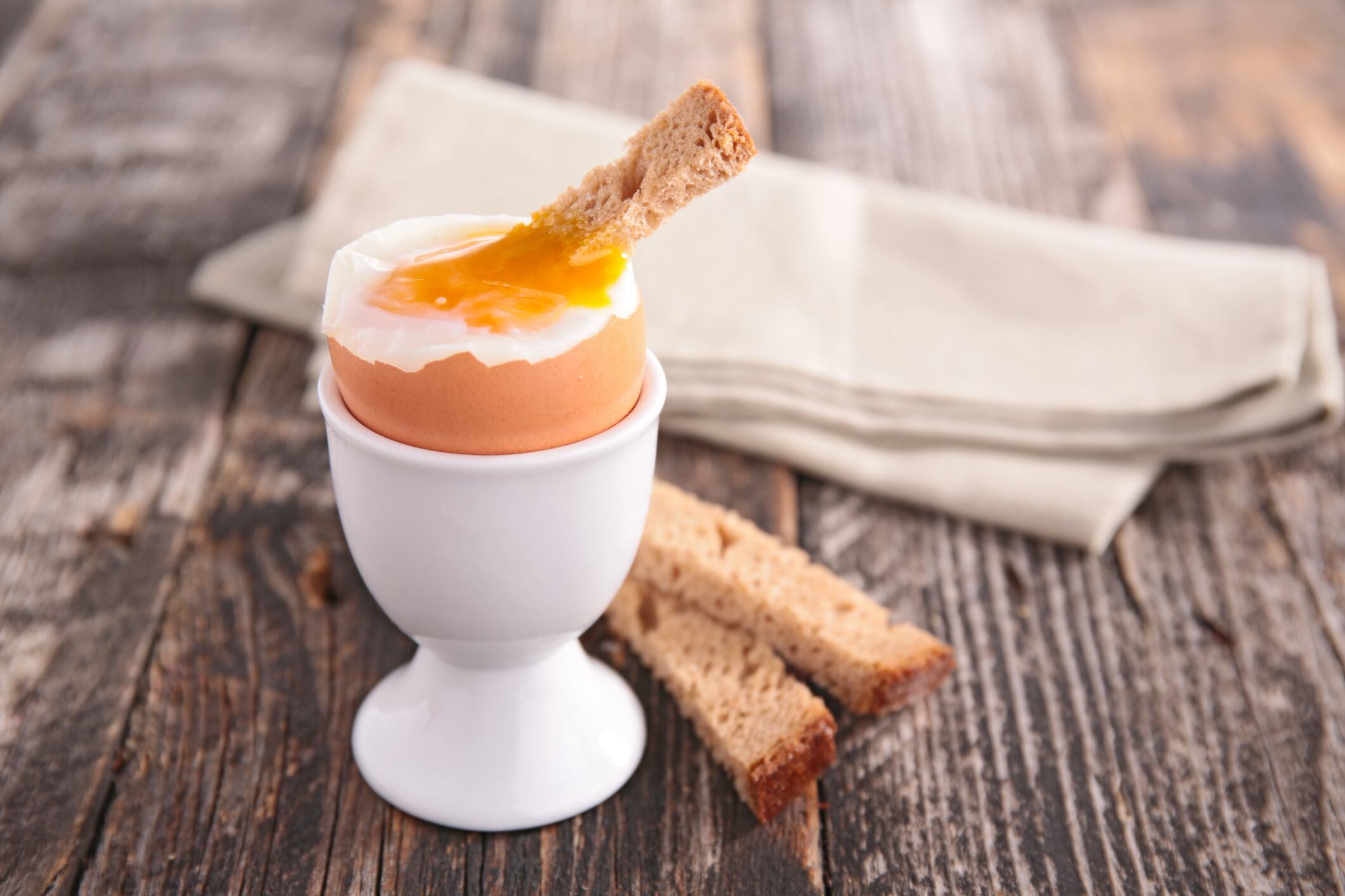 Eggs-ellent news: An egg a day won’t increase risk of stroke, study says