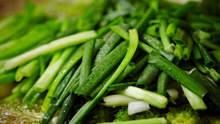 Garlic chives extract reduces glycated haemoglobin levels in pre-diabetics: Eight-week RCT