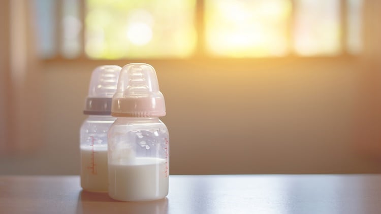 Vitamin A supplementation increases breast milk retinol levels – China study
