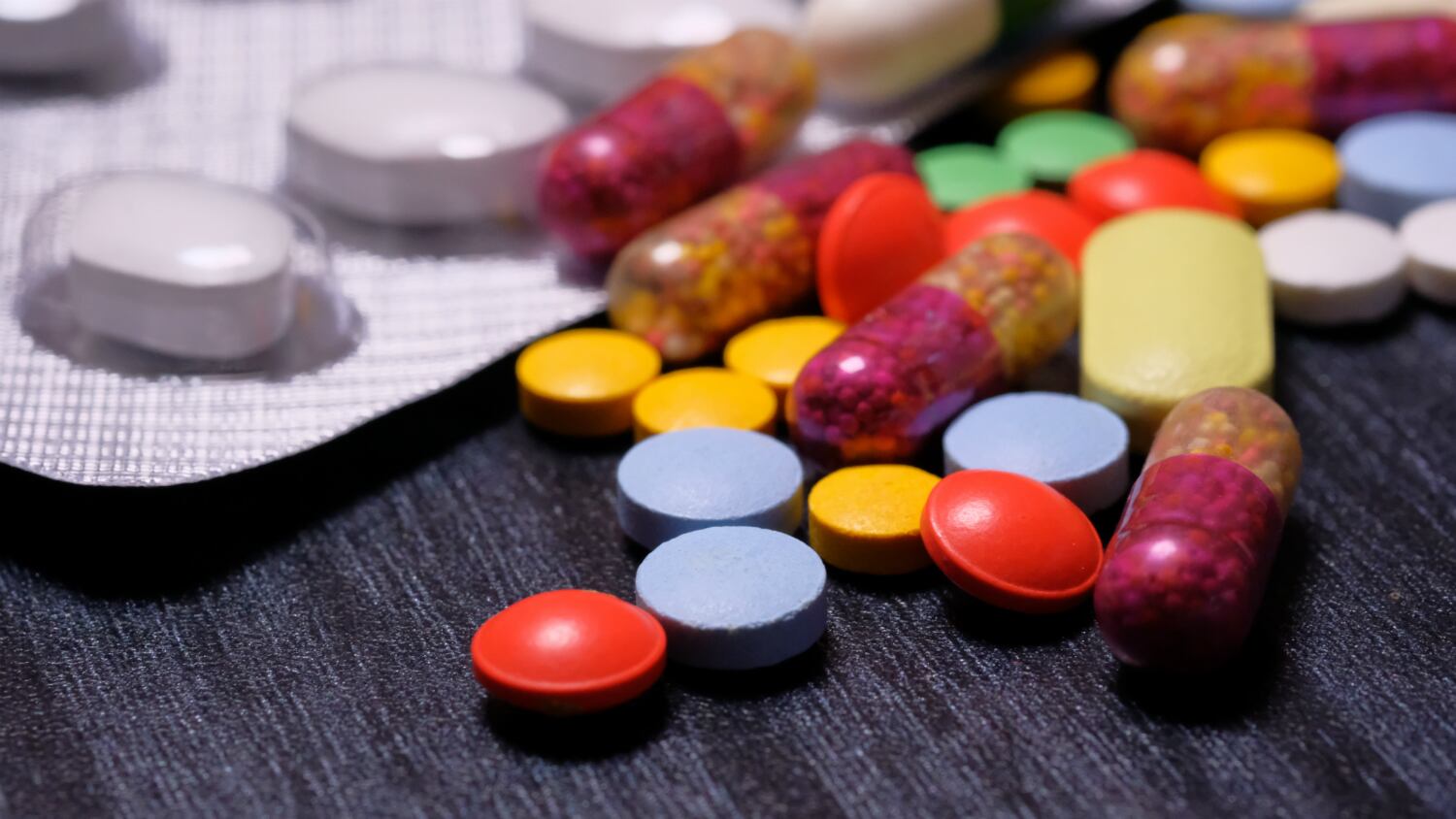 Endurance exercise maximises impact of vitamins C and D on metabolic syndrome: Iranian RCT