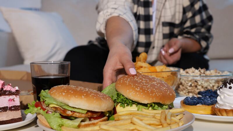High consumption of fatty acids is linked to lower quality of life in obese woman – new study