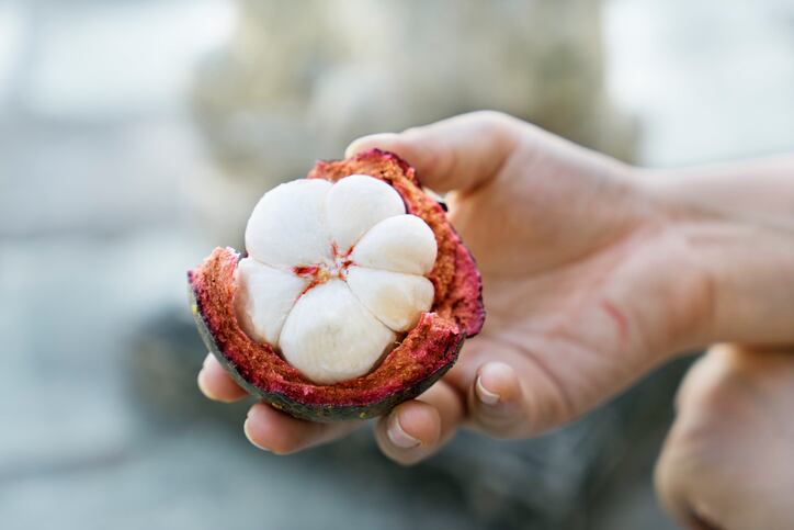 Extracts-of-mangosteen-rind-and-Indian-bay-leaf-may-enhance-muscle-strength-endurance.jpg