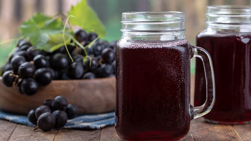 Multi-nutrient supplementation of astaxanthin, vitamin E and grape juice improves episodic memory, cognitive performance – RCT