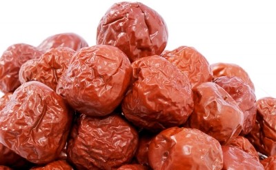 Chinese red dates are a good source of polysaccharides. 