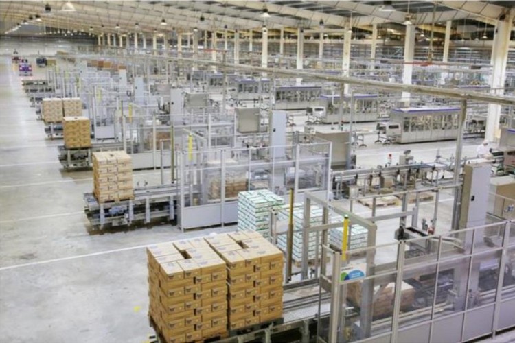 The first Vinamilk order of exported products to the Philippines is expected to be on shelf in September. Pic: Vinamilk