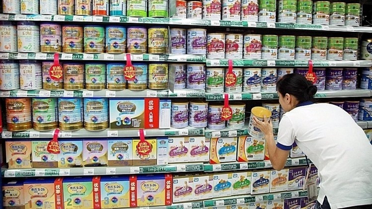 中国婴儿配方奶粉热潮：新西兰出口额将首次突破 10 亿新西兰元