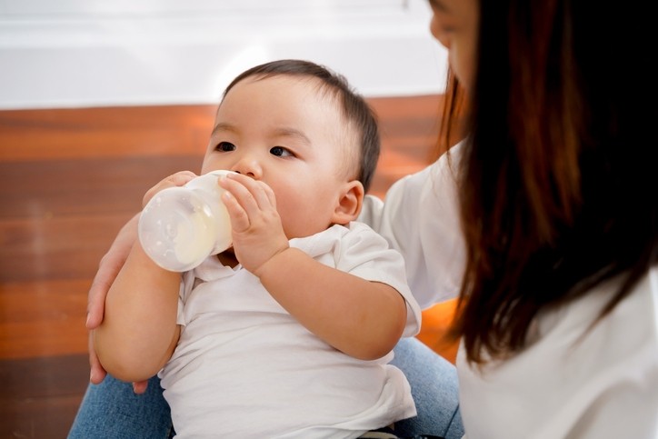 Elevating the sn-2 palmitate level in the formula improved infants’ development of fine motor skills, and the beneficial effects of high sn-2 palmitate on infant neurodevelopment was associated with the increased gut Bifidobacteria level ©Getty Images