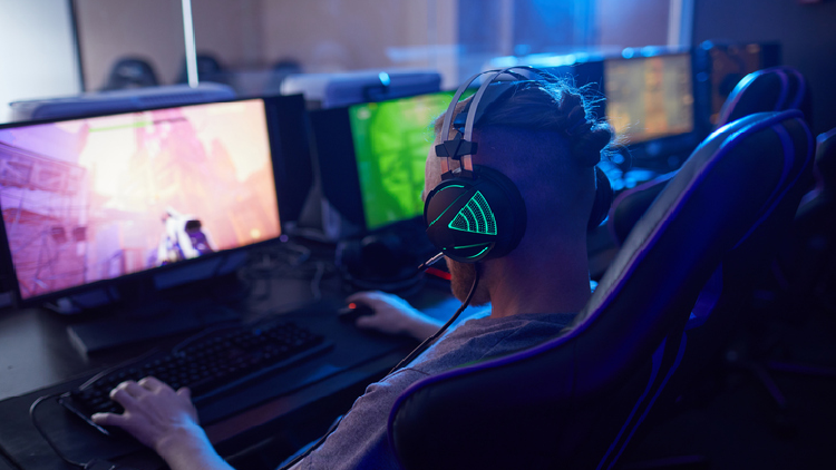 COVID-19 has led to the growth of the e-sports market.  ©Getty Images 